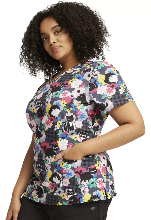 DK616 Top femenino Fur-ever Floral - Imagen 2